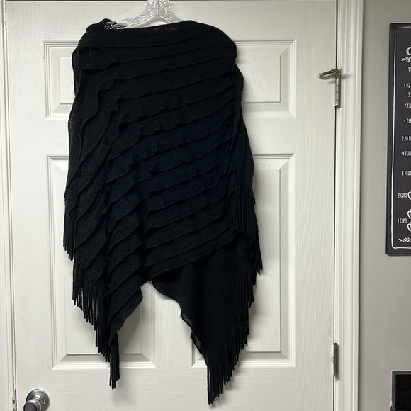 Max Studio - Picture 2 of 6